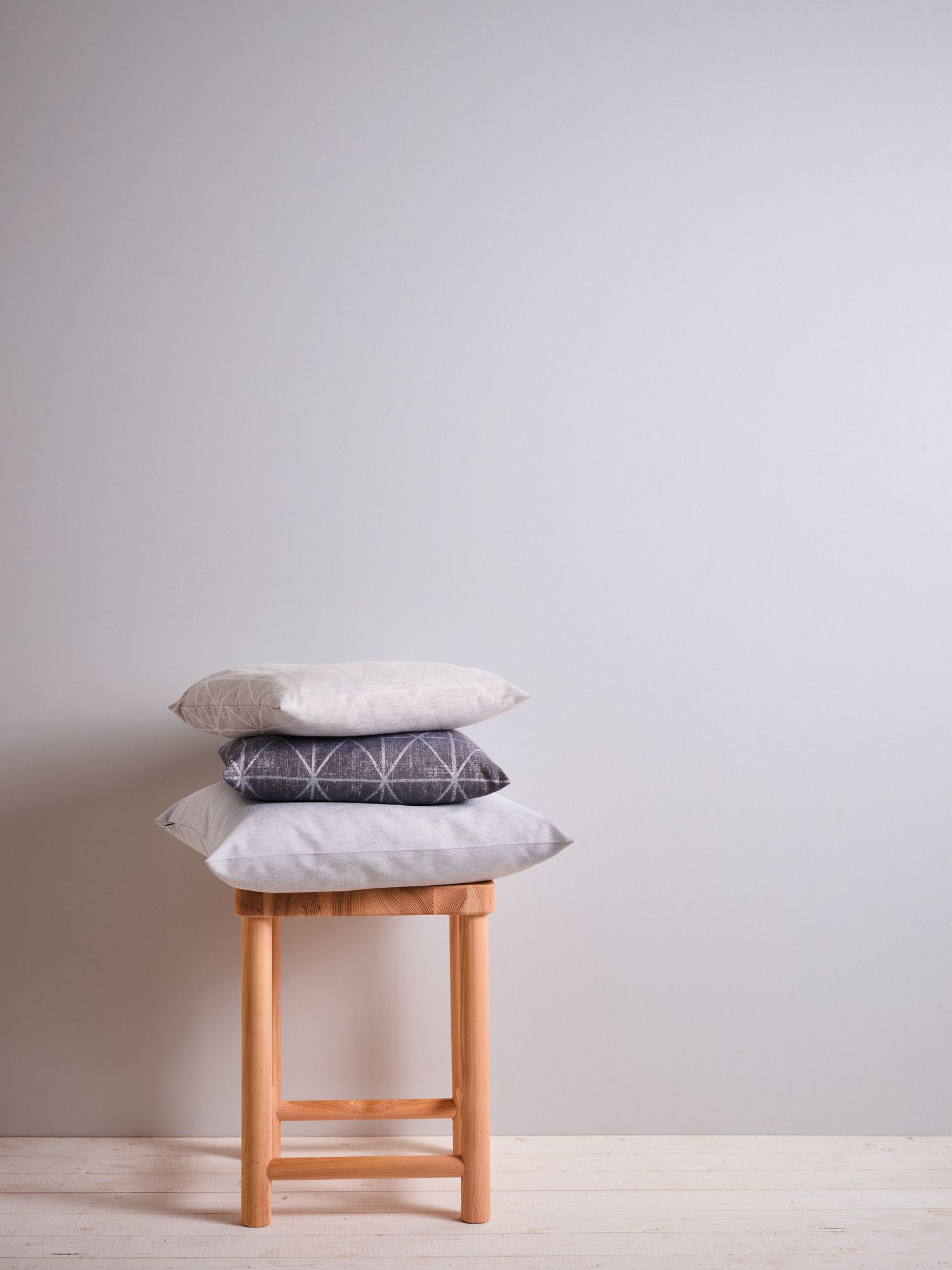 Raumbild 9 A.S. Création Trendwall 3696-04 Grau Unis