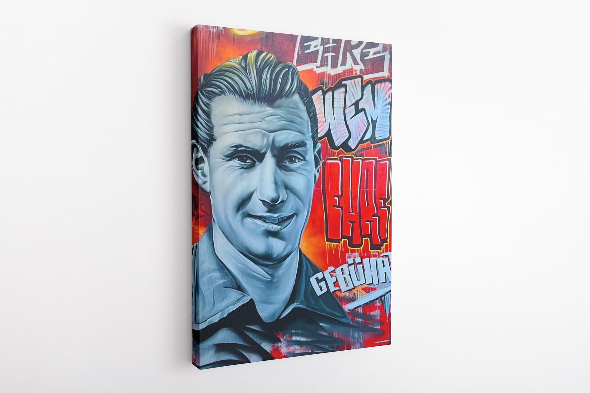 Leinwand mit Graffiti Porträt von Fritz Walter und dem Zitat Ehre wem Ehre gebührt